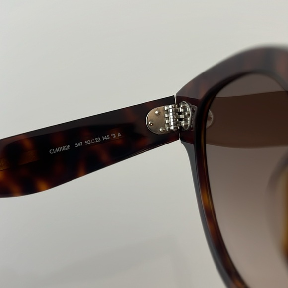 Celine CL40182F Audrey 54T Tortoise 50-23-145 Sunglasses - Picture 7 of 9